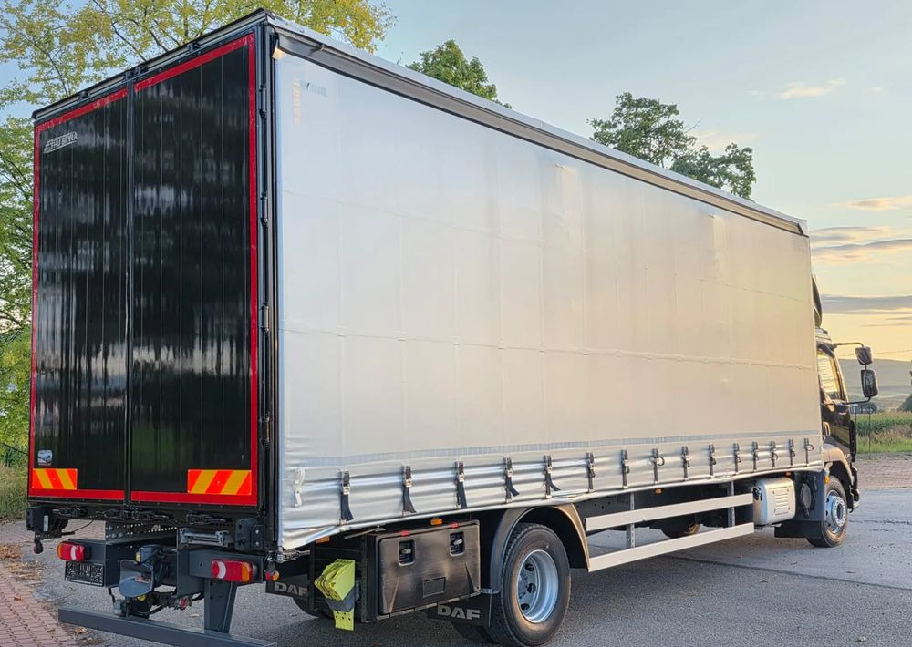 DAF LF 290 / WINDA / 16TON DMC / FIRANKA / SYPIALKA / AUTOMAT / JEDEN WŁAŚCICIE / EURO 6 / 2019 / SPROWADZONY / 20PALET / NISKI PRZEBIEG / DUŻA ŁADOWNOŚĆ / JAK NOWY - Камион с брезент: снимка 5 DAF LF 290 / WINDA / 16TON DMC / FIRANKA / SYPIALKA / AUTOMAT / JEDEN WŁAŚCICIE / EURO 6 / 2019 / SPROWADZONY / 20PALET / NISKI PRZEBIEG / DUŻA ŁADOWNOŚĆ / JAK NOWY - Камион с брезент: снимка 5