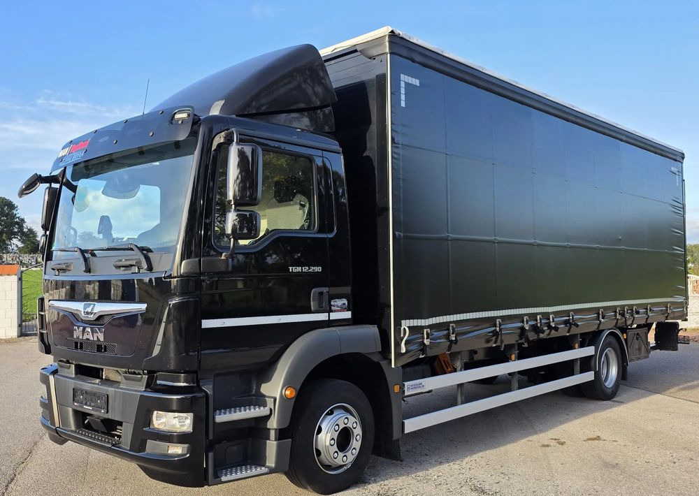 MAN TGM 12.290 / 15.290 / E6/ FIRANKA /BOCZNE DRZWI / BURTO-FIRANKA / 18PALET / WINDA / NISKI PRZEBIEG / 2018/ CAŁY NA PODUSZKACH / SERWISOWANY - Камион с брезент: снимка 1 MAN TGM 12.290 / 15.290 / E6/ FIRANKA /BOCZNE DRZWI / BURTO-FIRANKA / 18PALET / WINDA / NISKI PRZEBIEG / 2018/ CAŁY NA PODUSZKACH / SERWISOWANY - Камион с брезент: снимка 1