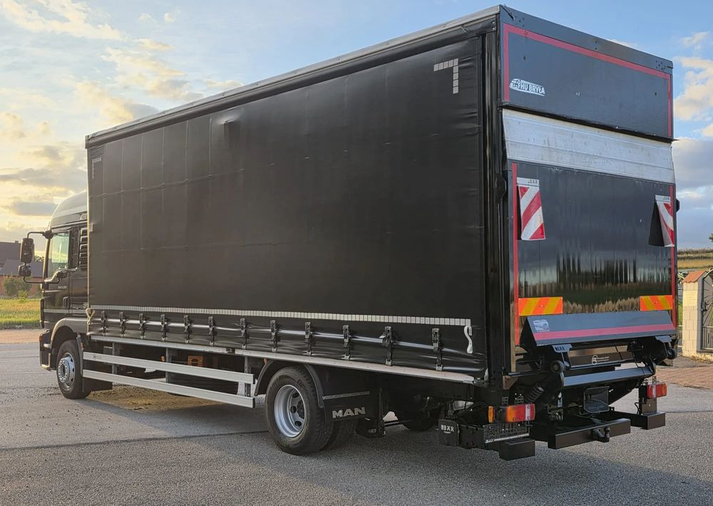 MAN TGM 15.290 / FIRANKA / 2019R / SPROWADZONY/ 7500 ŁADOWNOŚĆ / 18 PALET / E6 / JAK NOWY / WINDA / - Камион с брезент: снимка 5 MAN TGM 15.290 / FIRANKA / 2019R / SPROWADZONY/ 7500 ŁADOWNOŚĆ / 18 PALET / E6 / JAK NOWY / WINDA / - Камион с брезент: снимка 5