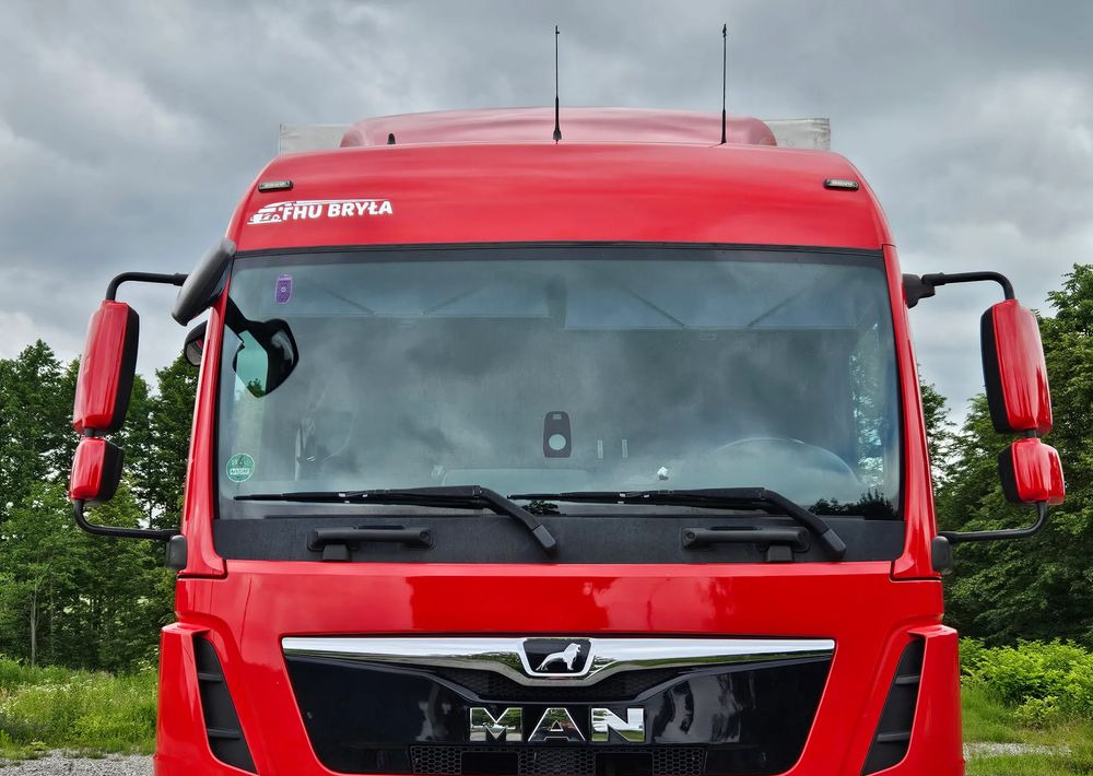 MAN TGM 18.290/15.290/E6/21PALET/9400 ŁADOWNOŚĆ/SERWISOWANY/NISKI PRZEBIEG/WINDA/FIRANKA/SPROWADZONY/2019/NISKI PRZEBIEG/PIERWSZY WŁAŚCICIEL/ - Камион с брезент: снимка 3 MAN TGM 18.290/15.290/E6/21PALET/9400 ŁADOWNOŚĆ/SERWISOWANY/NISKI PRZEBIEG/WINDA/FIRANKA/SPROWADZONY/2019/NISKI PRZEBIEG/PIERWSZY WŁAŚCICIEL/ - Камион с брезент: снимка 3