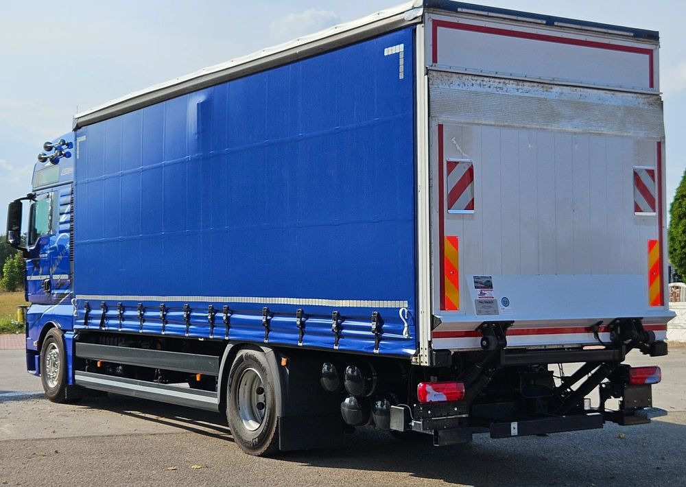 MAN TGX 18.430 / FIRANKA / WINDA / KLIMA POSTOJOWA / 300TYŚ PRZEBIEG / 2020 /E6 / KLIMA POSTOJOWA / SPROWADZONY / JAK NOWY / AUTOMAT - Камион с брезент: снимка 4 MAN TGX 18.430 / FIRANKA / WINDA / KLIMA POSTOJOWA / 300TYŚ PRZEBIEG / 2020 /E6 / KLIMA POSTOJOWA / SPROWADZONY / JAK NOWY / AUTOMAT - Камион с брезент: снимка 4