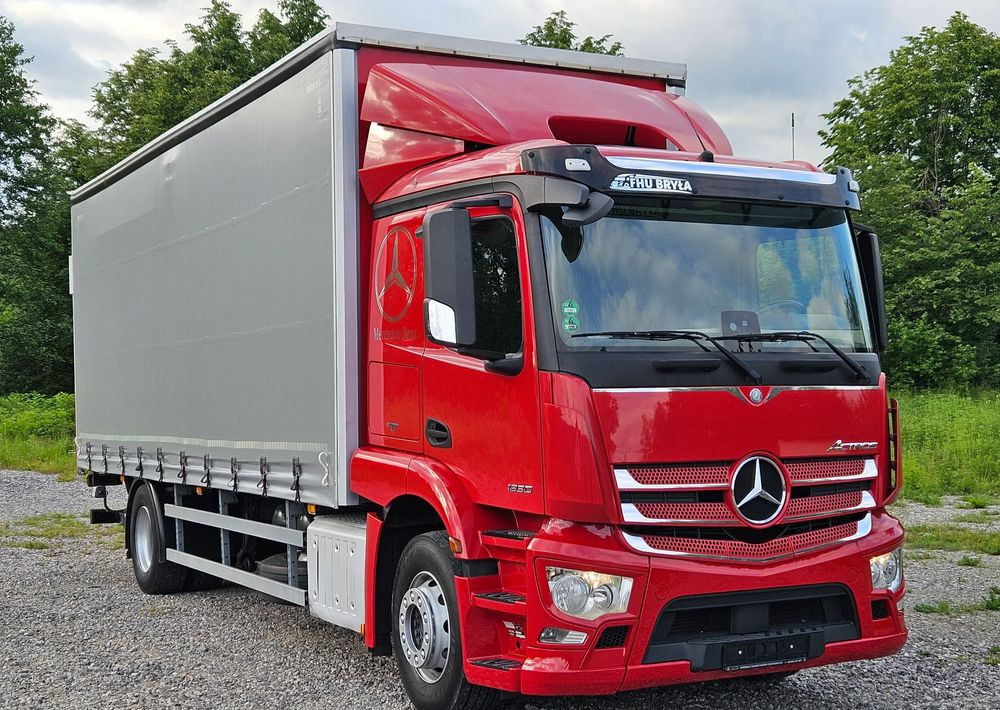 Mercedes-Benz ACTROS 1830/1827/1832/FIRANKA/WINDA/18 EUROPALET/AUTOMAT/Z NIEMIEC/2017/DUŻA ŁADOWNOŚĆ - Камион с брезент: снимка 2 Mercedes-Benz ACTROS 1830/1827/1832/FIRANKA/WINDA/18 EUROPALET/AUTOMAT/Z NIEMIEC/2017/DUŻA ŁADOWNOŚĆ - Камион с брезент: снимка 2