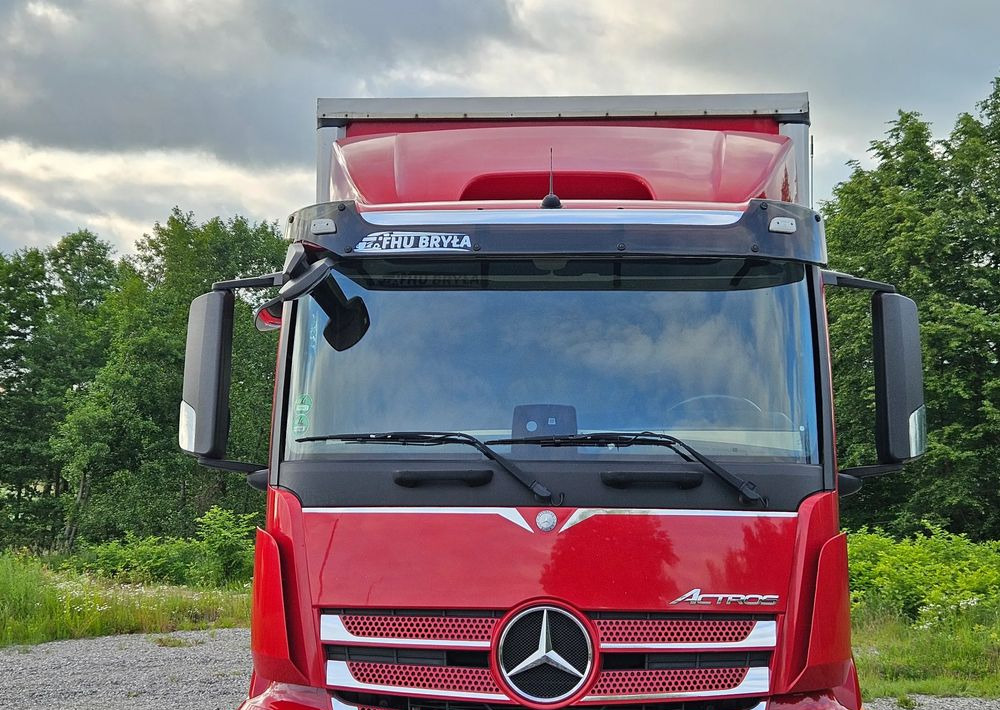 Mercedes-Benz ACTROS 1830/1827/1832/FIRANKA/WINDA/18 EUROPALET/AUTOMAT/Z NIEMIEC/2017/DUŻA ŁADOWNOŚĆ - Камион с брезент: снимка 3 Mercedes-Benz ACTROS 1830/1827/1832/FIRANKA/WINDA/18 EUROPALET/AUTOMAT/Z NIEMIEC/2017/DUŻA ŁADOWNOŚĆ - Камион с брезент: снимка 3