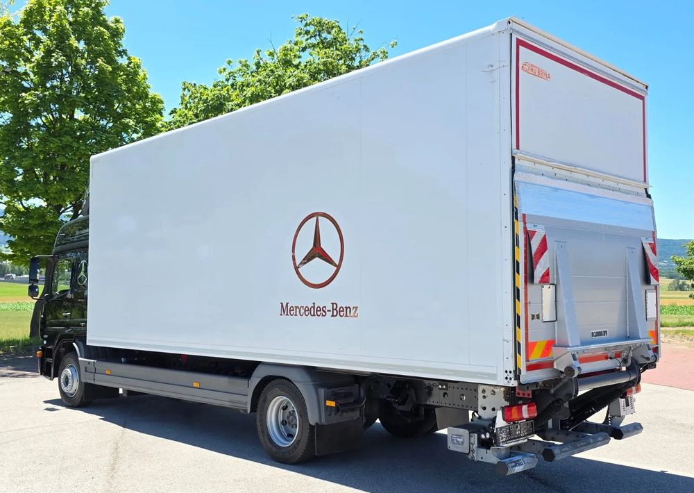 Mercedes-Benz ATEGO 1527/1530/IZOTERMA/WINDA/SPROWADZONY/E6/PIERWSZY WŁAŚCICIEL/AUTOMAT/18EURO PALET/STAN BARDZO DOBRY - Рефрижератор камион: снимка 5 Mercedes-Benz ATEGO 1527/1530/IZOTERMA/WINDA/SPROWADZONY/E6/PIERWSZY WŁAŚCICIEL/AUTOMAT/18EURO PALET/STAN BARDZO DOBRY - Рефрижератор камион: снимка 5