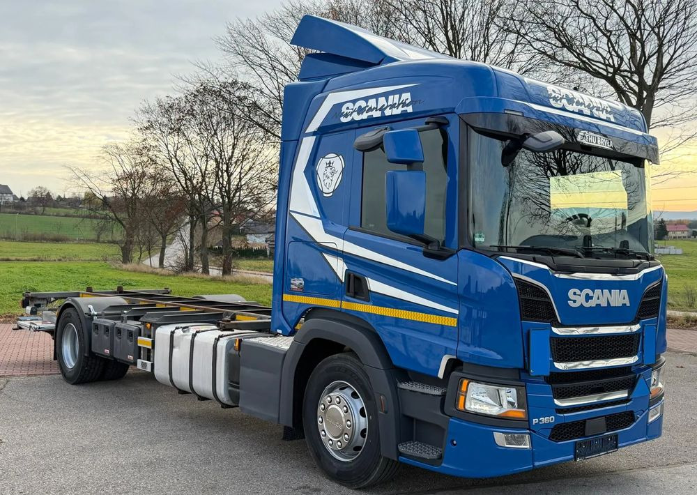 Scania P360 / P410 / BDF / RAMA / FIRANKA / PEŁNA SYPIALKA / WINDA / E6 / CAŁA NA PODUSZKACH / ROZSTAW OSI 5.5M / LAWETA / DO ŻYWCA / DO BYDŁA / DO ZABUDOWY / SPROWADZONA - Шаси кабина: снимка 2 Scania P360 / P410 / BDF / RAMA / FIRANKA / PEŁNA SYPIALKA / WINDA / E6 / CAŁA NA PODUSZKACH / ROZSTAW OSI 5.5M / LAWETA / DO ŻYWCA / DO BYDŁA / DO ZABUDOWY / SPROWADZONA - Шаси кабина: снимка 2