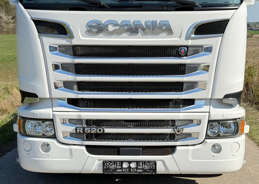 Scania R520/SERWISOWANA/SPROWADZONA/4PODUSZKI TYŁ/RETARDER/NISKI PRZEBIEG - Влекач: снимка 4 Scania R520/SERWISOWANA/SPROWADZONA/4PODUSZKI TYŁ/RETARDER/NISKI PRZEBIEG - Влекач: снимка 4