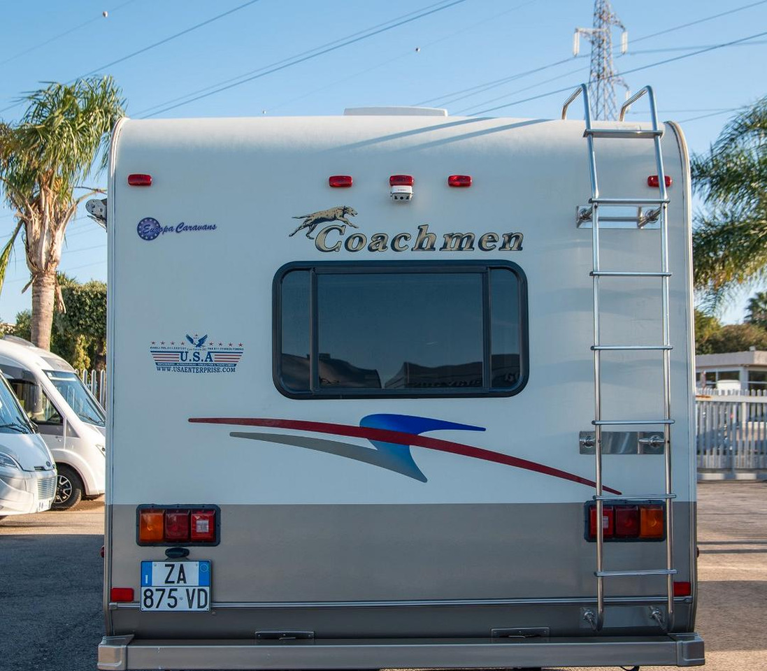 Coachmen freelander mm2920ds - Алковен кемпер: снимка 4 Coachmen freelander mm2920ds - Алковен кемпер: снимка 4