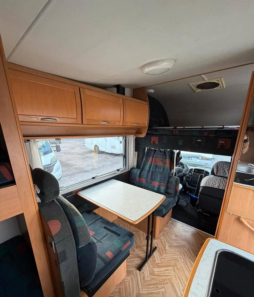 Mclouis MC LOUIS GLEN 430 - Алковен кемпер: снимка 5 Mclouis MC LOUIS GLEN 430 - Алковен кемпер: снимка 5