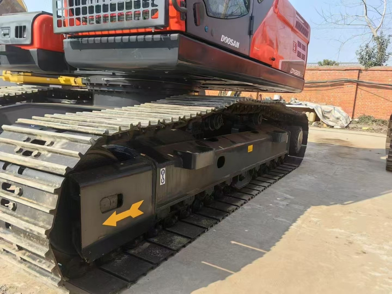 DOOSAN Dx225 - Верижен багер: снимка 3 DOOSAN Dx225 - Верижен багер: снимка 3