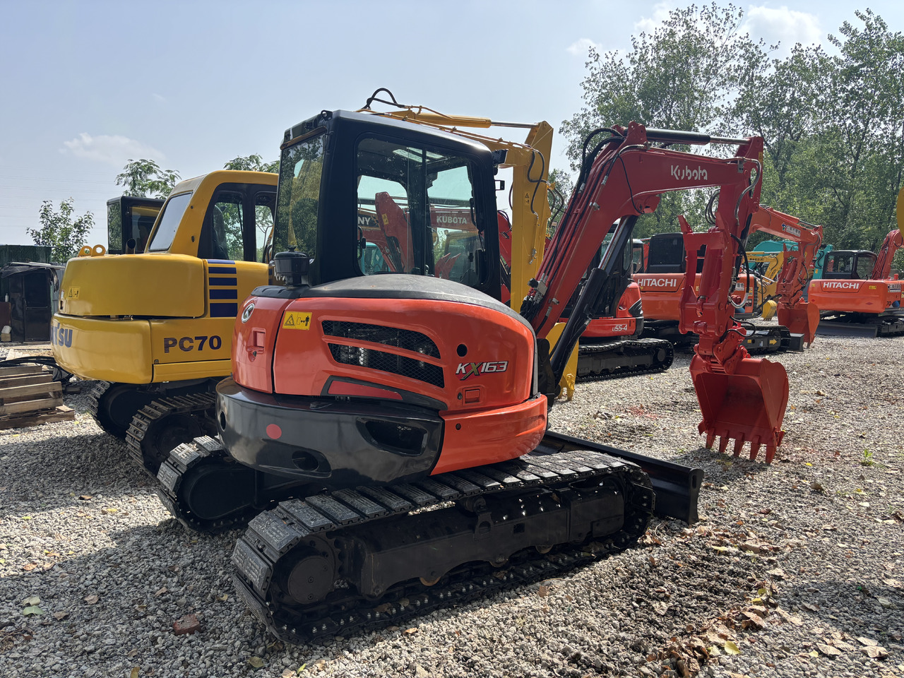 KUBOTA KX163 Carrying a thumb clip. - Мини багер: снимка 2 KUBOTA KX163 Carrying a thumb clip. - Мини багер: снимка 2