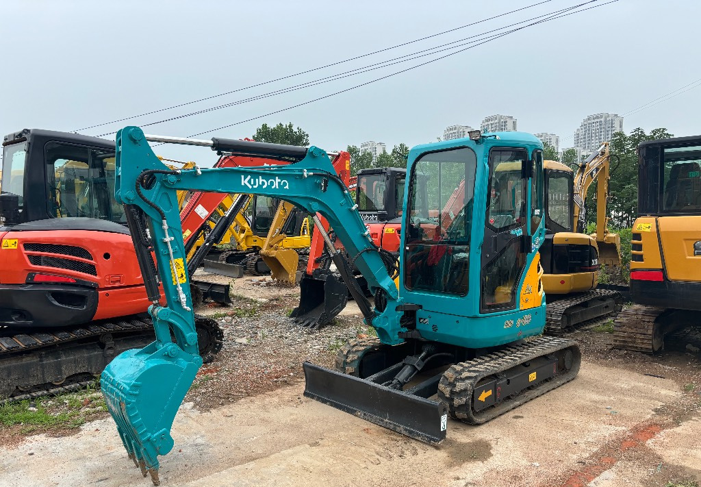 KUBOTA U30 - Мини багер: снимка 3 KUBOTA U30 - Мини багер: снимка 3