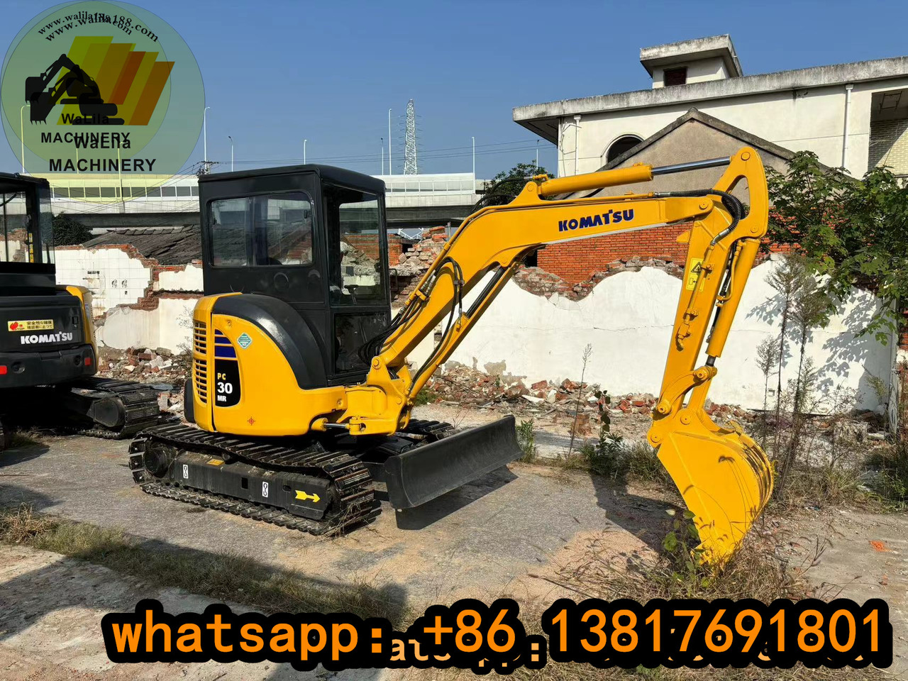Komatsu PC 30 MR-3 Komatsu 30, Komatsu 35-3 - Мини багер: снимка 1 Komatsu PC 30 MR-3 Komatsu 30, Komatsu 35-3 - Мини багер: снимка 1