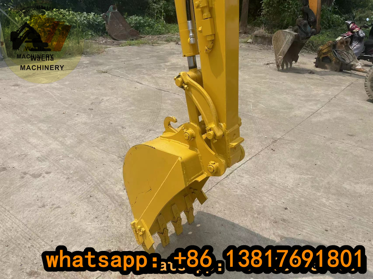 Komatsu PC 30 MR-3 Komatsu 30, Komatsu 35-3 - Мини багер: снимка 4 Komatsu PC 30 MR-3 Komatsu 30, Komatsu 35-3 - Мини багер: снимка 4
