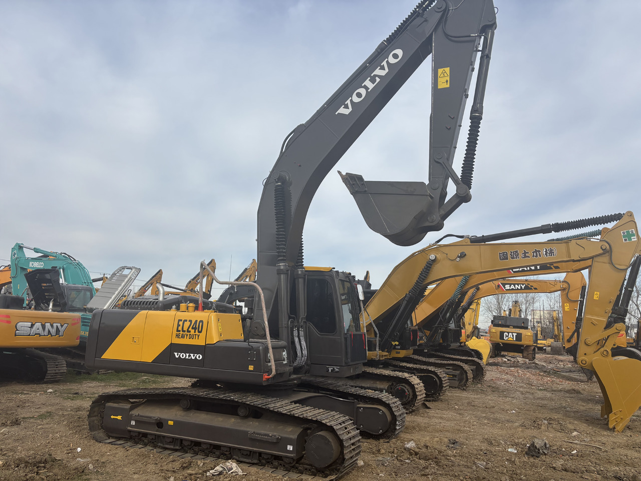 Volvo EC 240 - Верижен багер: снимка 5 Volvo EC 240 - Верижен багер: снимка 5
