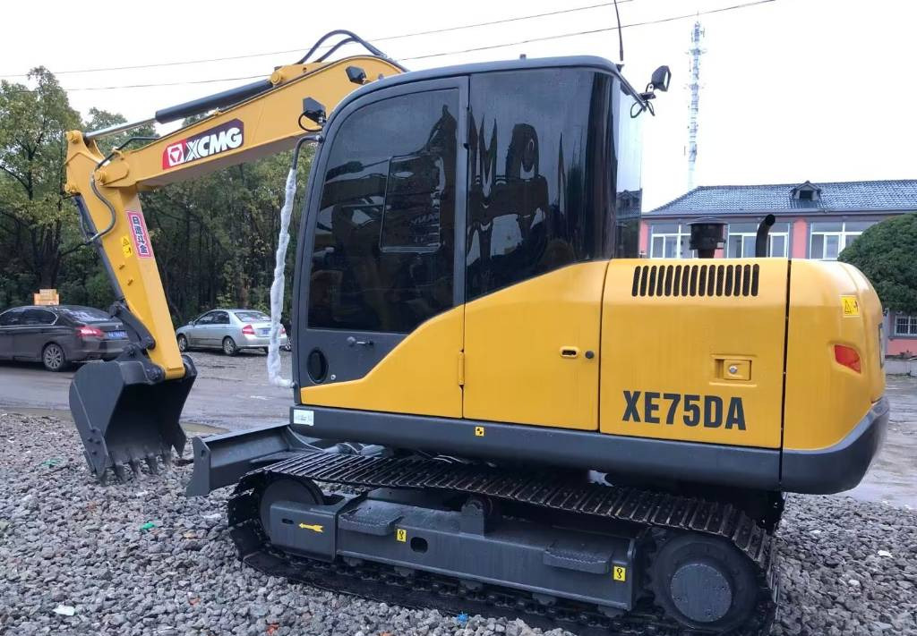 XCMG XE 75 DA XE75 - Мини багер: снимка 2 XCMG XE 75 DA XE75 - Мини багер: снимка 2