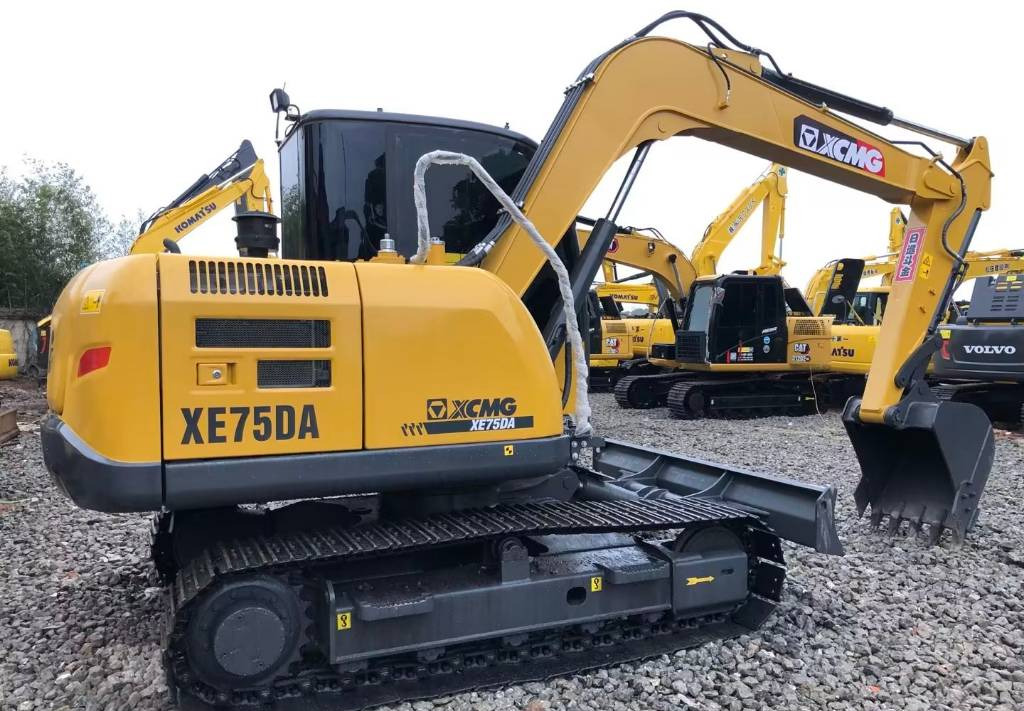 XCMG XE 75 DA XE75 - Мини багер: снимка 1 XCMG XE 75 DA XE75 - Мини багер: снимка 1