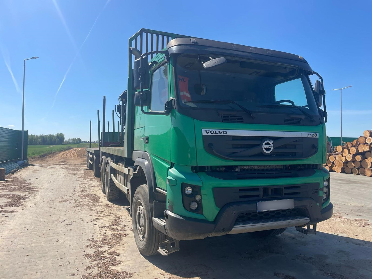 VOLVO FMX - Камион за дърва: снимка 3 VOLVO FMX - Камион за дърва: снимка 3