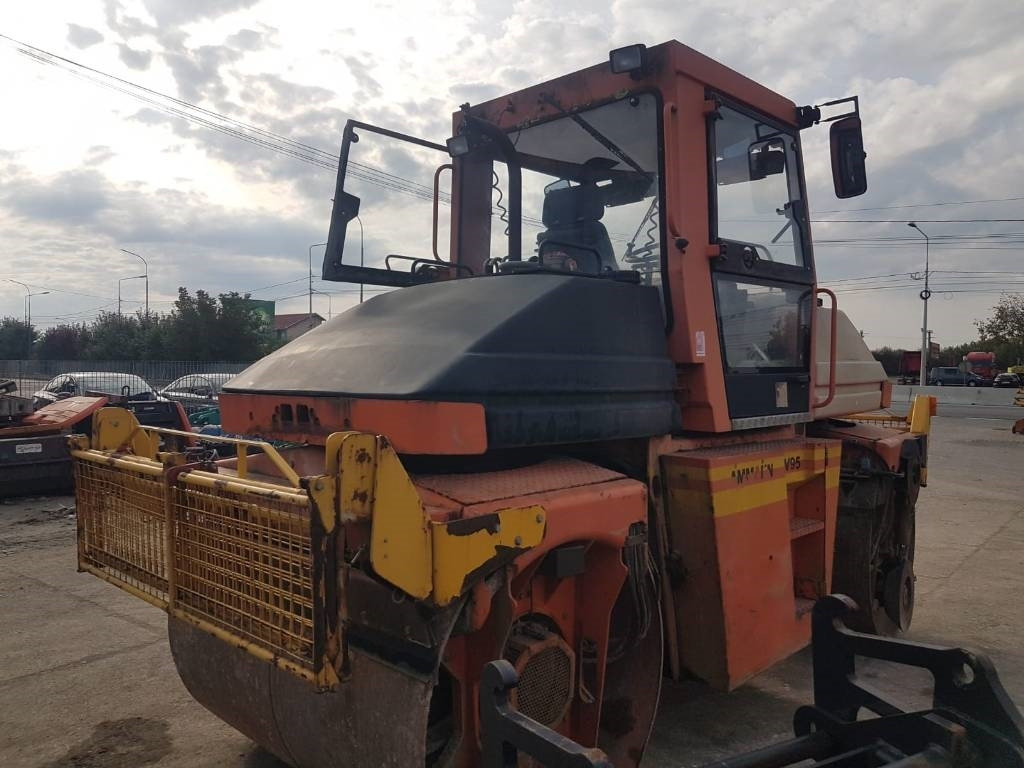 Ammann AV 95 - Пътен валяк: снимка 3 Ammann AV 95 - Пътен валяк: снимка 3