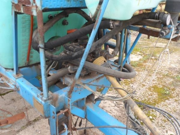 Berthoud Alba 2200 - Прикачна пръскачка: снимка 4 Berthoud Alba 2200 - Прикачна пръскачка: снимка 4