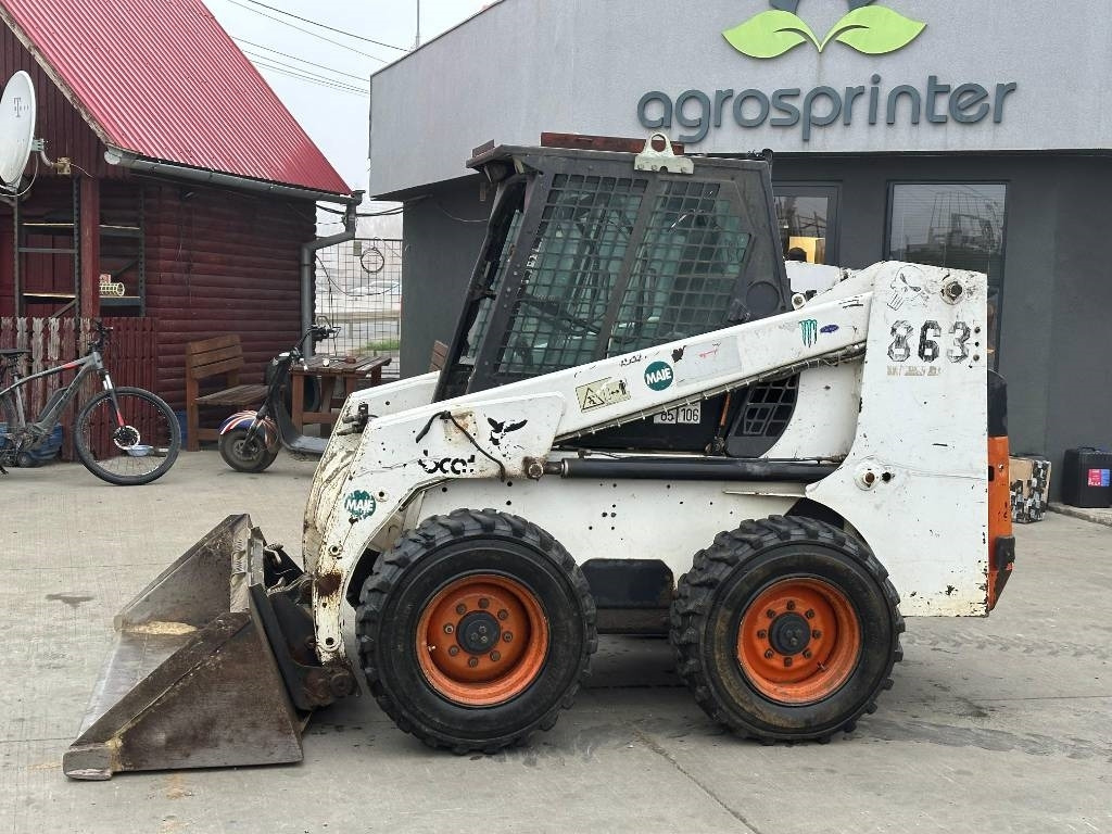 Bobcat 863 H - Мини челен товарач: снимка 5 Bobcat 863 H - Мини челен товарач: снимка 5