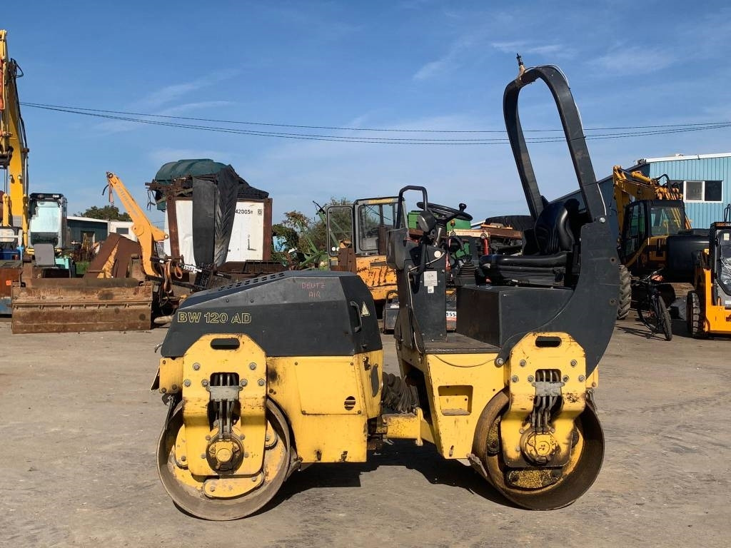 Bomag BW 120 AD-3 - Пътен валяк: снимка 5 Bomag BW 120 AD-3 - Пътен валяк: снимка 5