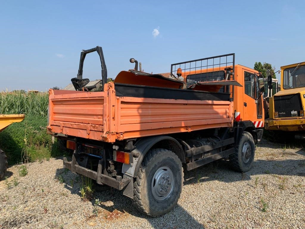 Bucher BU 200 - Снегорин: снимка 4 Bucher BU 200 - Снегорин: снимка 4