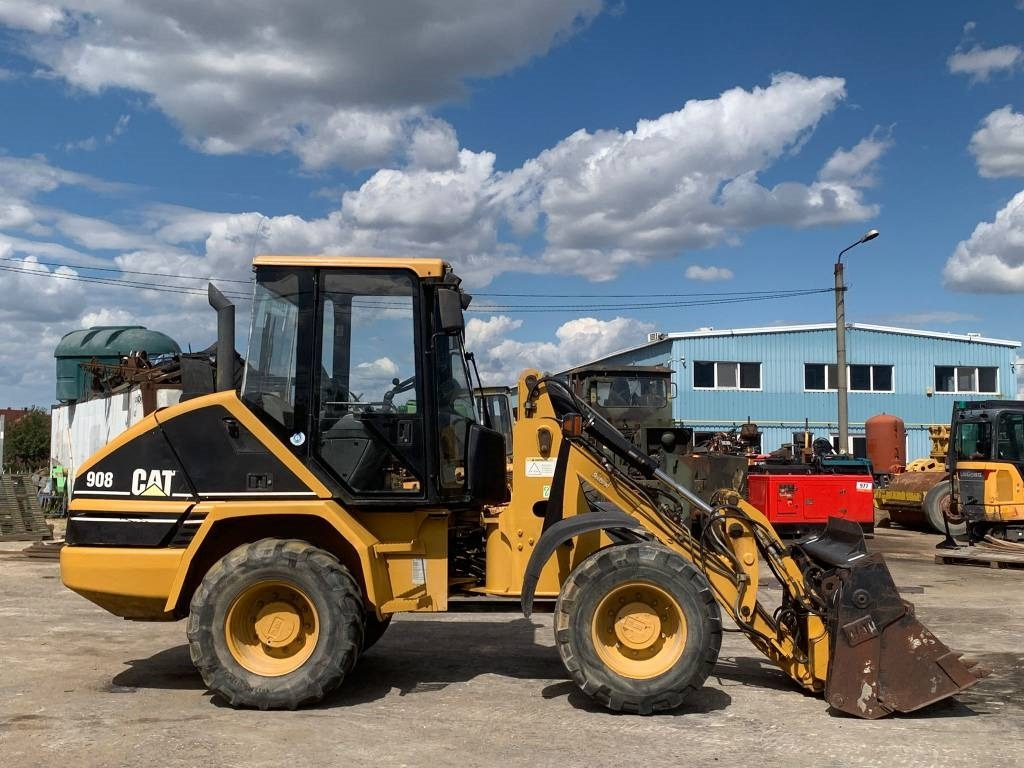 CAT 908 - Колесен товарач: снимка 3 CAT 908 - Колесен товарач: снимка 3