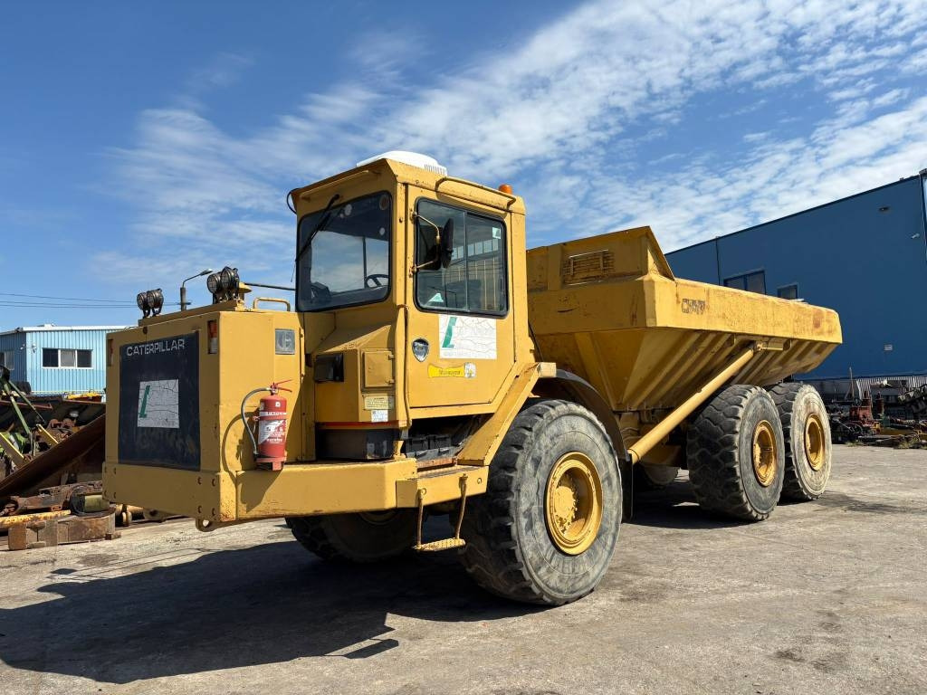CAT D 350 C  - Съчленен самосвал: снимка 1 CAT D 350 C  - Съчленен самосвал: снимка 1