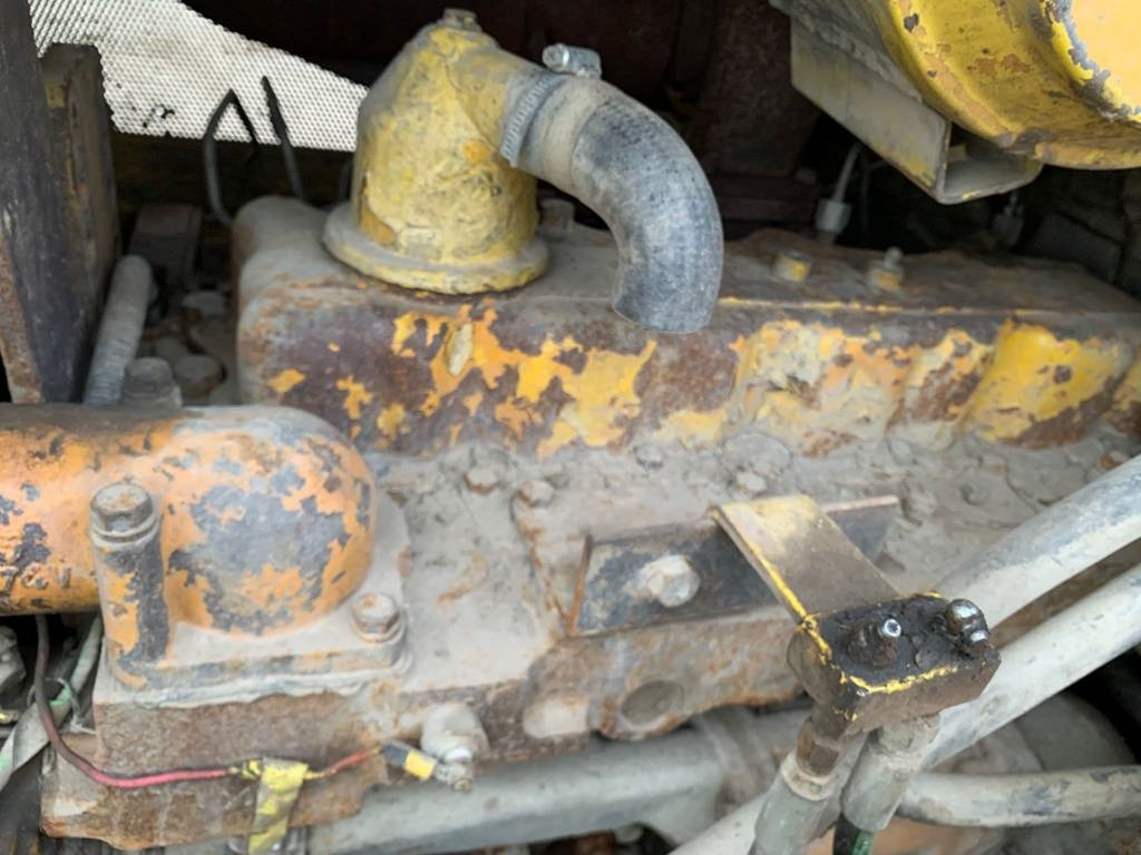 Булдозер CAT D 4 H LGP II: снимка 12