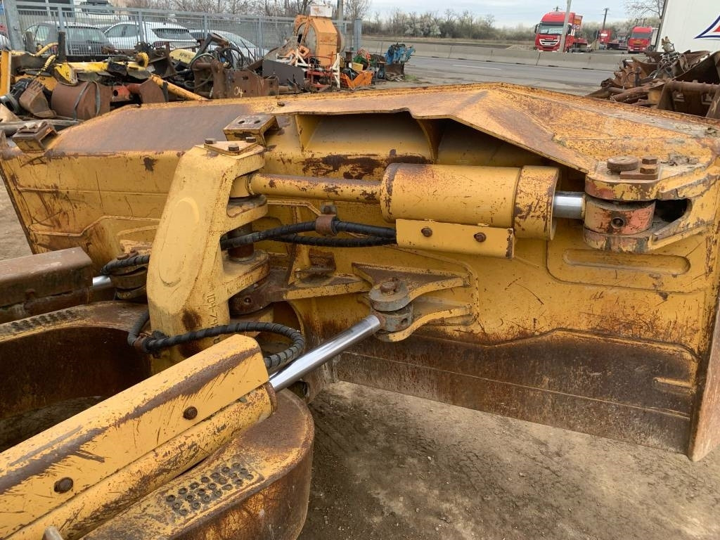 Булдозер CAT D 6 M XL: снимка 10