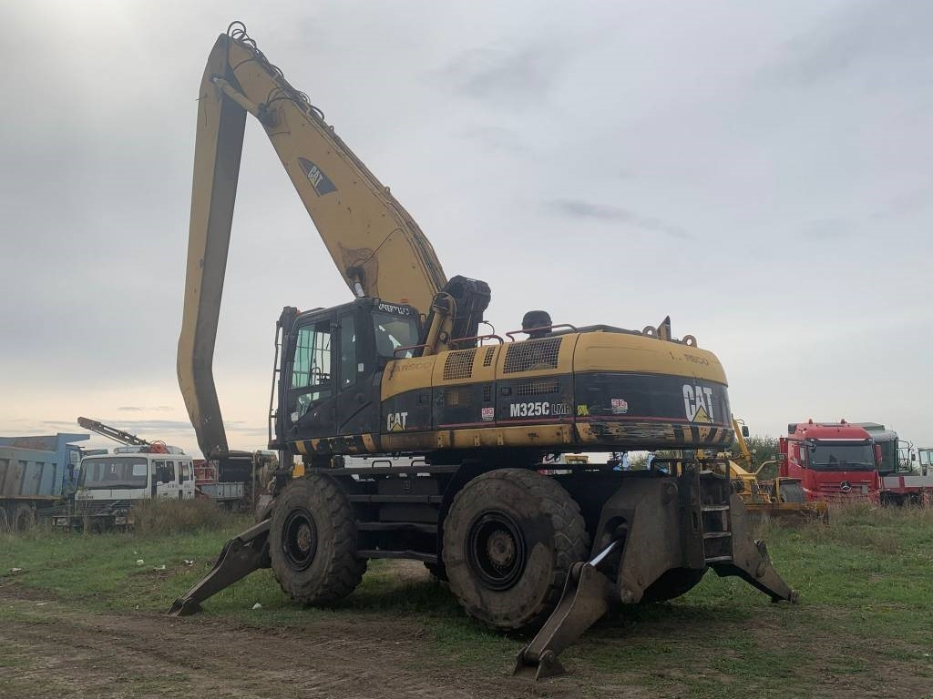CAT M 325 C L MH - Багер за манипулиране на материали: снимка 3 CAT M 325 C L MH - Багер за манипулиране на материали: снимка 3