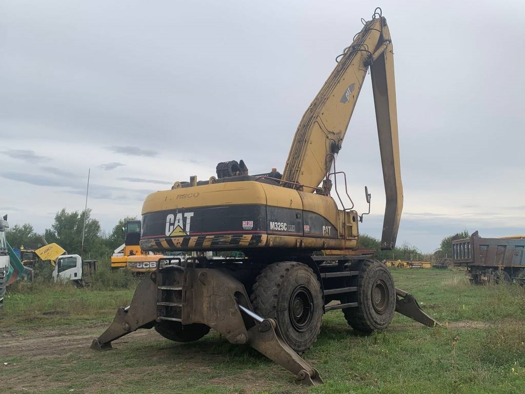 CAT M 325 C L MH - Багер за манипулиране на материали: снимка 4 CAT M 325 C L MH - Багер за манипулиране на материали: снимка 4