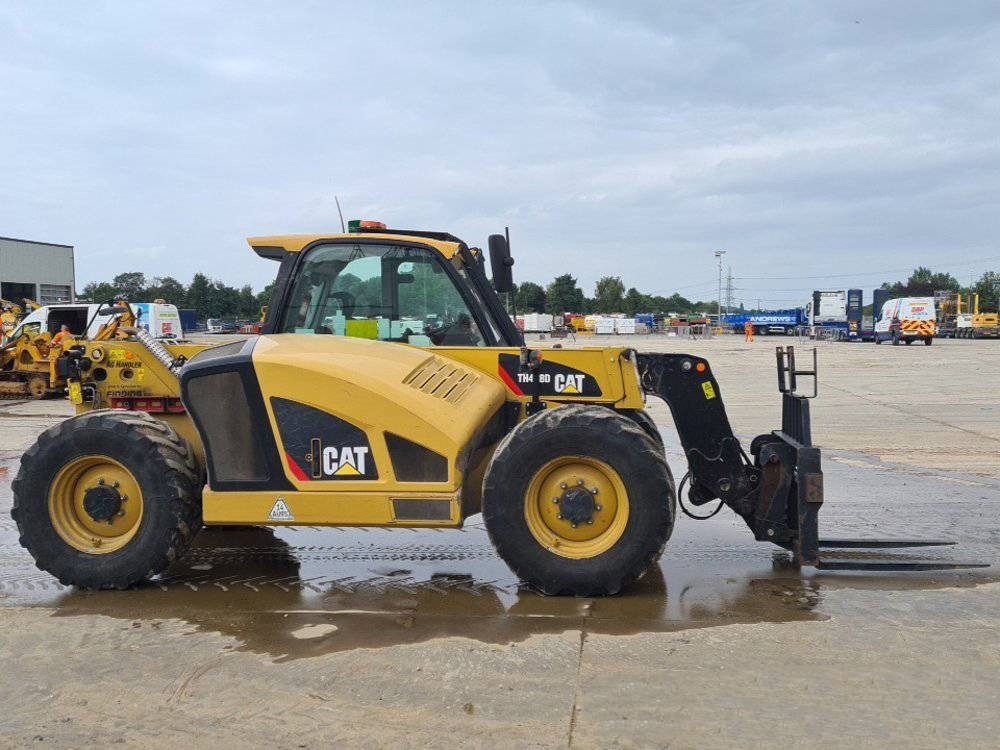 CAT TH 408 D - Телескопичен товарач: снимка 1 CAT TH 408 D - Телескопичен товарач: снимка 1