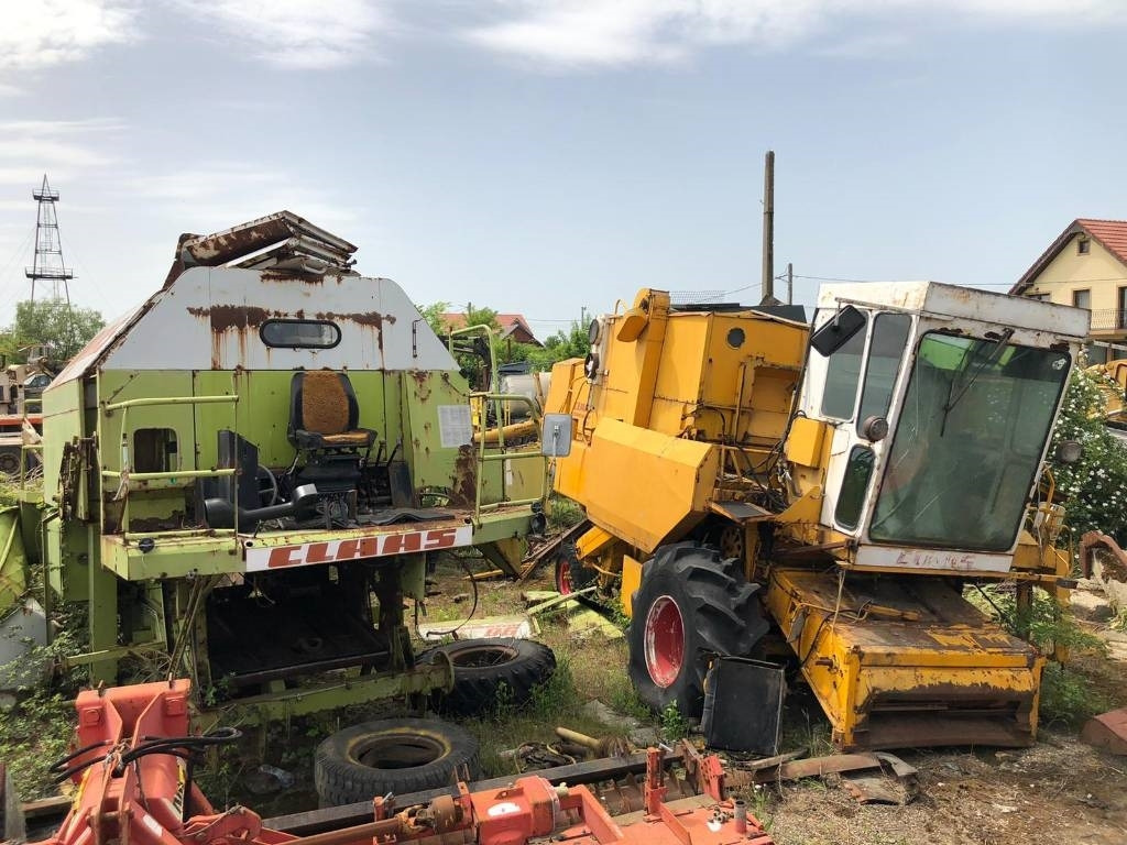 Claas Dominator FOR PARTS - Зърнокомбайн: снимка 3 Claas Dominator FOR PARTS - Зърнокомбайн: снимка 3