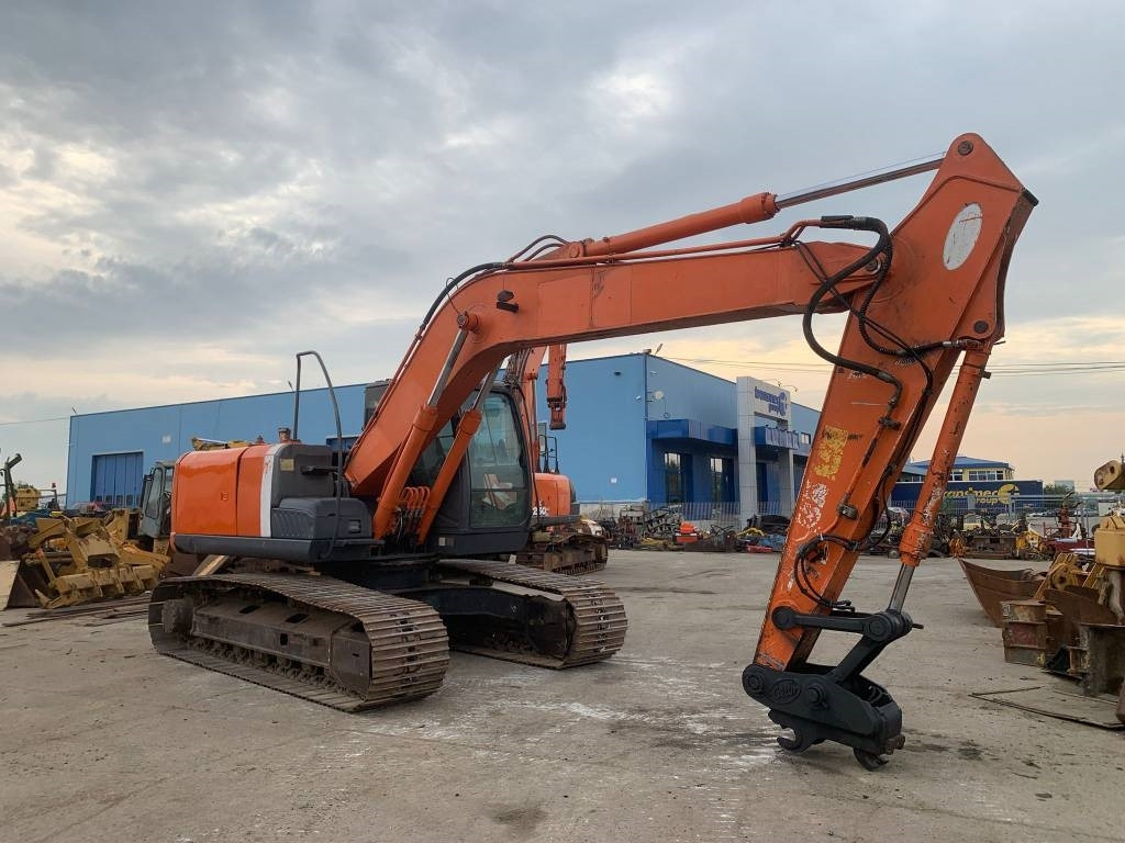 Hitachi ZX 180 LC-3 - Верижен багер: снимка 5 Hitachi ZX 180 LC-3 - Верижен багер: снимка 5