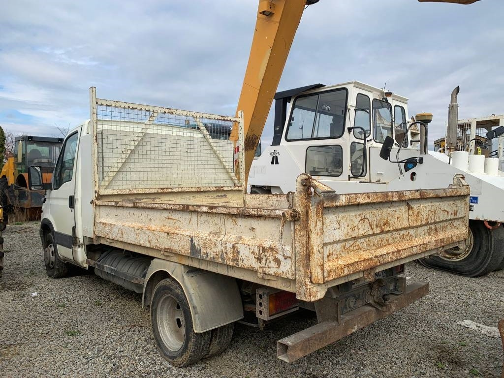 Iveco 35.10 - Бус самосвал: снимка 4 Iveco 35.10 - Бус самосвал: снимка 4