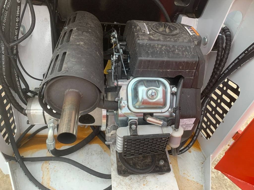 Мини челен товарач JC 25: снимка 7