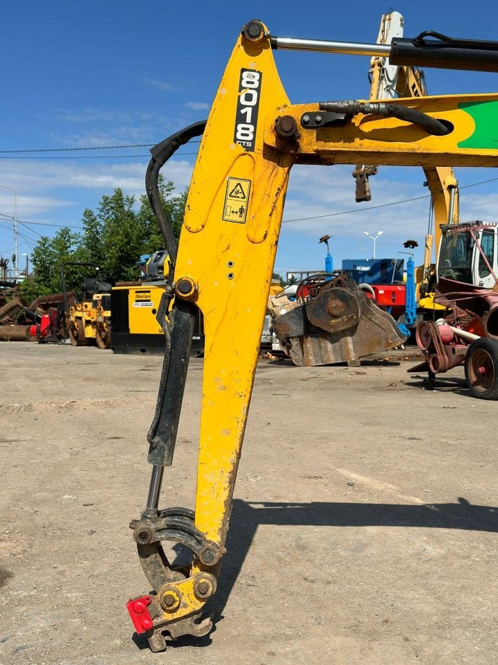 JCB 8018 - Мини багер: снимка 4 JCB 8018 - Мини багер: снимка 4