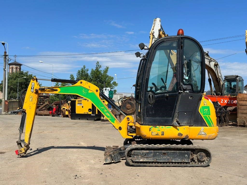 JCB 8018 - Мини багер: снимка 2 JCB 8018 - Мини багер: снимка 2