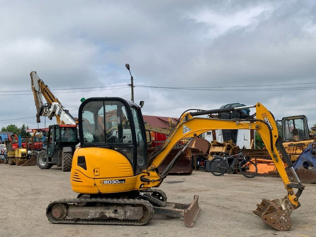 JCB 8030 ZTS - Мини багер: снимка 3 JCB 8030 ZTS - Мини багер: снимка 3