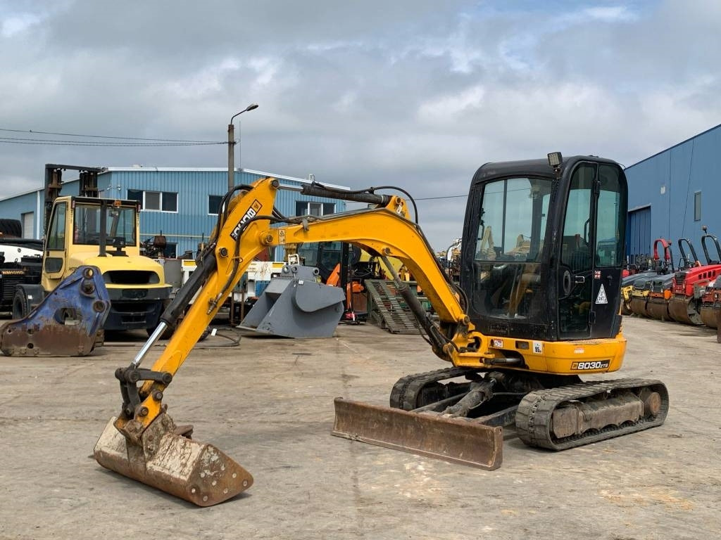 JCB 8030 ZTS - Мини багер: снимка 1 JCB 8030 ZTS - Мини багер: снимка 1