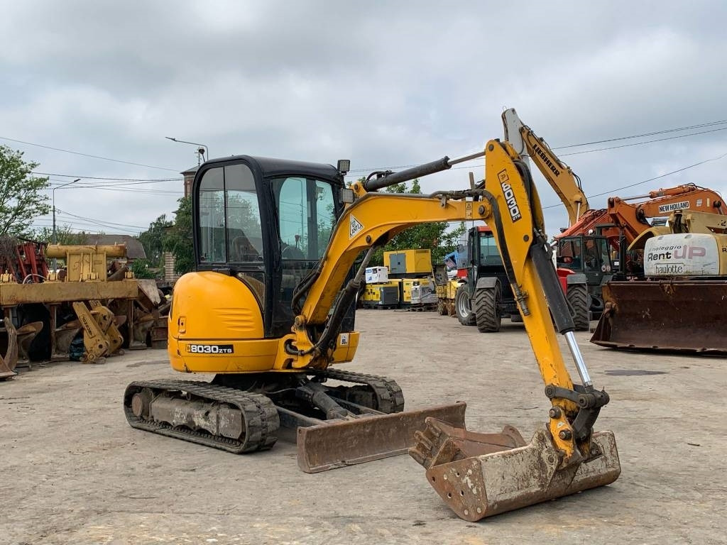 JCB 8030 ZTS - Мини багер: снимка 2 JCB 8030 ZTS - Мини багер: снимка 2