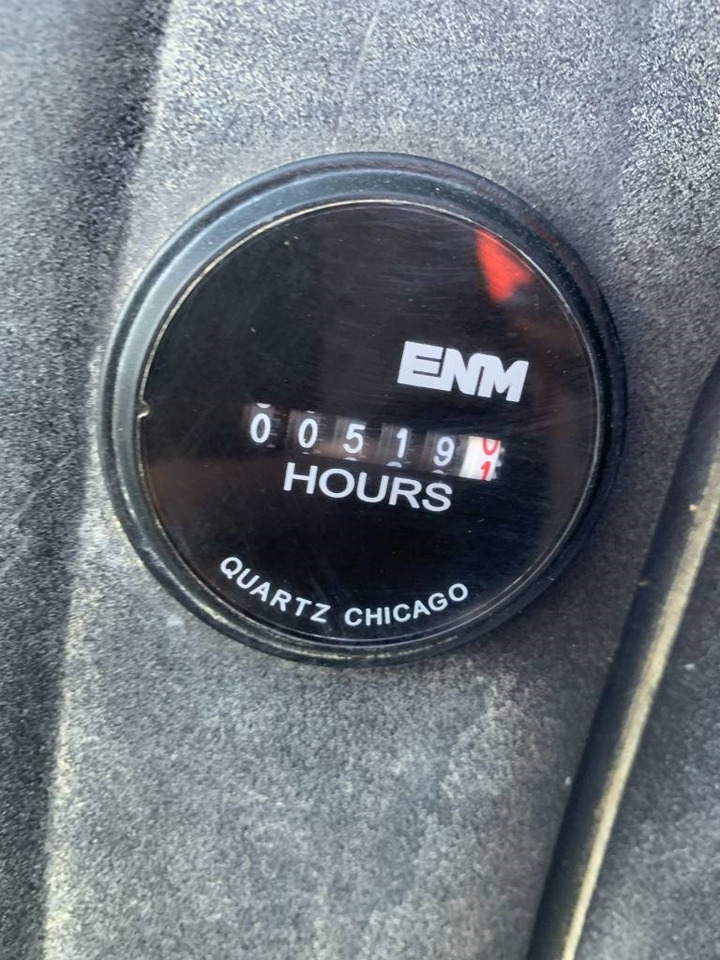 Мини багер JCB 8085: снимка 12