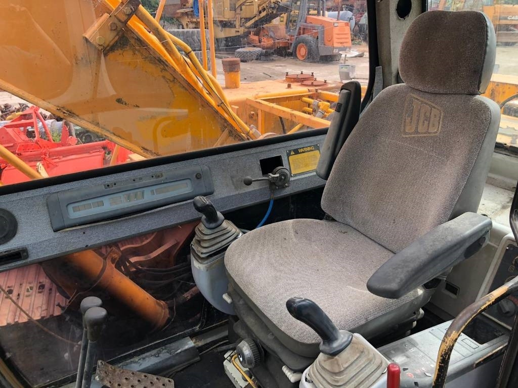 JCB JS 103 FOR PARTS - Верижен багер: снимка 5 JCB JS 103 FOR PARTS - Верижен багер: снимка 5