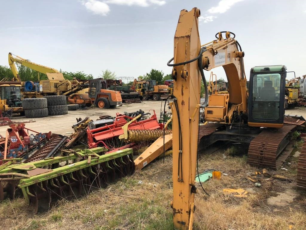 JCB JS 103 FOR PARTS - Верижен багер: снимка 3 JCB JS 103 FOR PARTS - Верижен багер: снимка 3