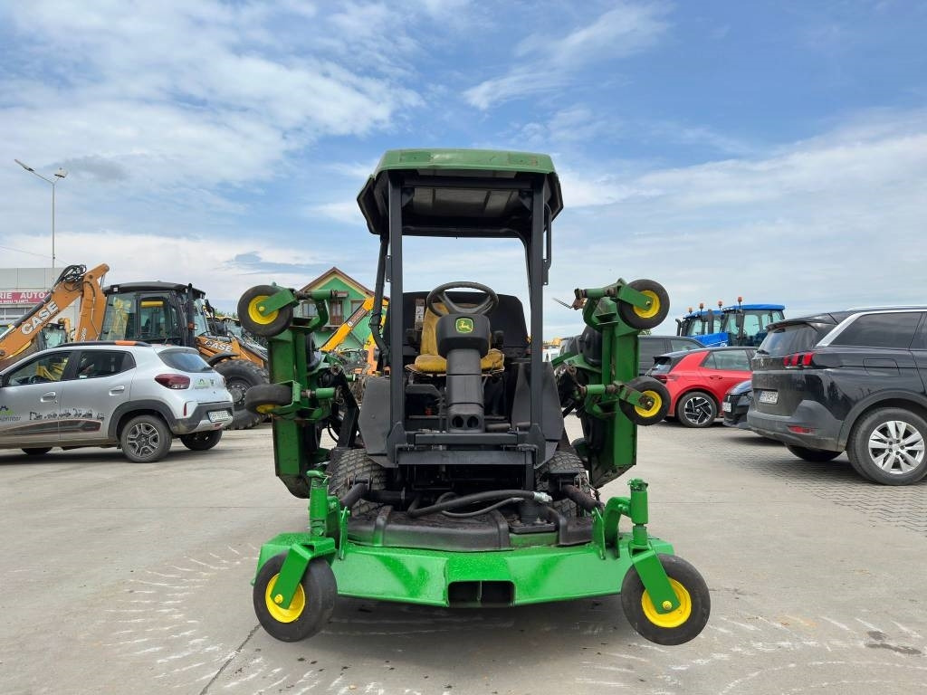 John Deere 1600 Turbo - Косачка за трева: снимка 4 John Deere 1600 Turbo - Косачка за трева: снимка 4