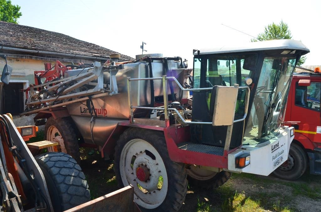 John Deere Landquip - Самоходна пръскачка: снимка 3 John Deere Landquip - Самоходна пръскачка: снимка 3