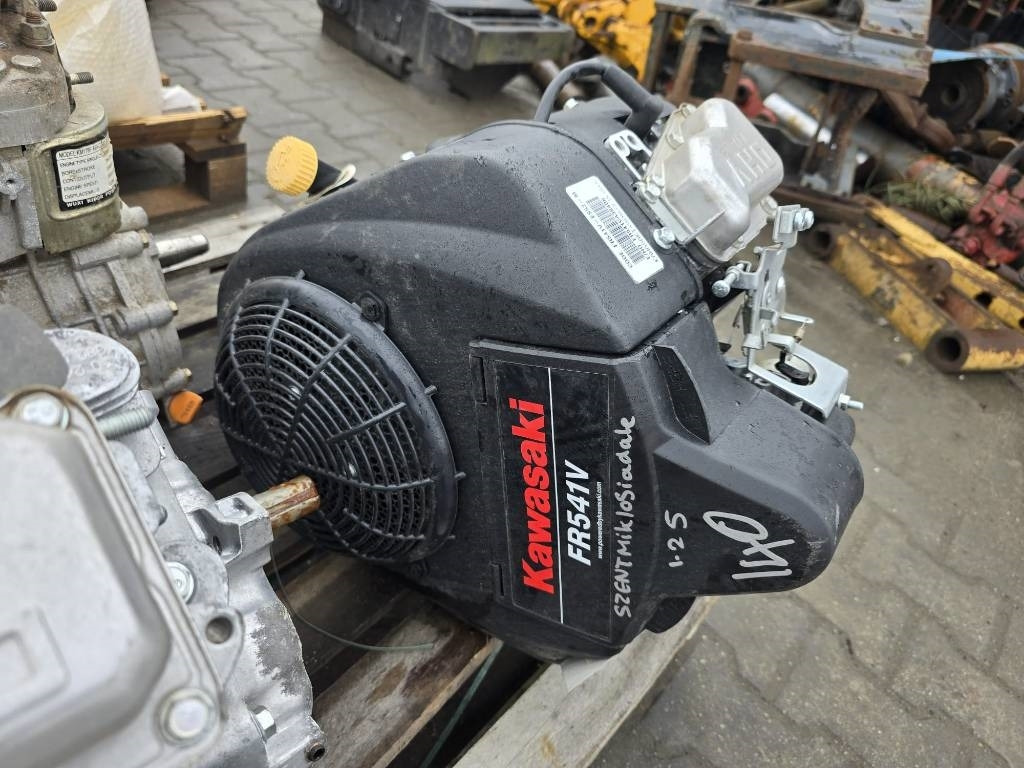 Kawasaki SRB3/P V-0113 ENGINE - Двигател за Строителна техника: снимка 1 Kawasaki SRB3/P V-0113 ENGINE - Двигател за Строителна техника: снимка 1