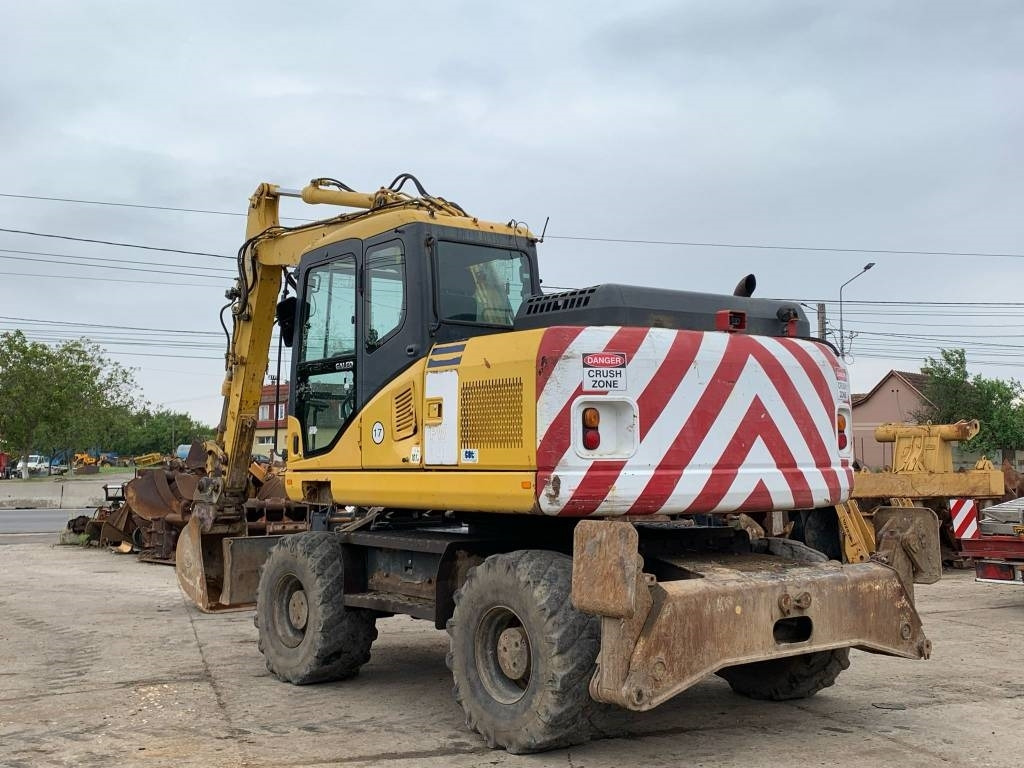 Komatsu PW 140-7 - Колесен багер: снимка 3 Komatsu PW 140-7 - Колесен багер: снимка 3