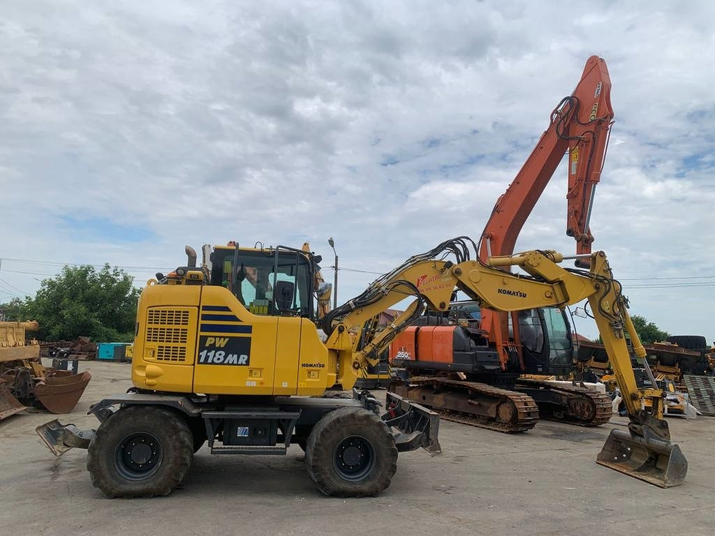 Komatsu PW118MR-11W - Колесен багер: снимка 4 Komatsu PW118MR-11W - Колесен багер: снимка 4